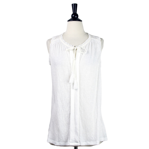 Mystree | White Lace Trim Tie Front Tank - Picture 2 of 4